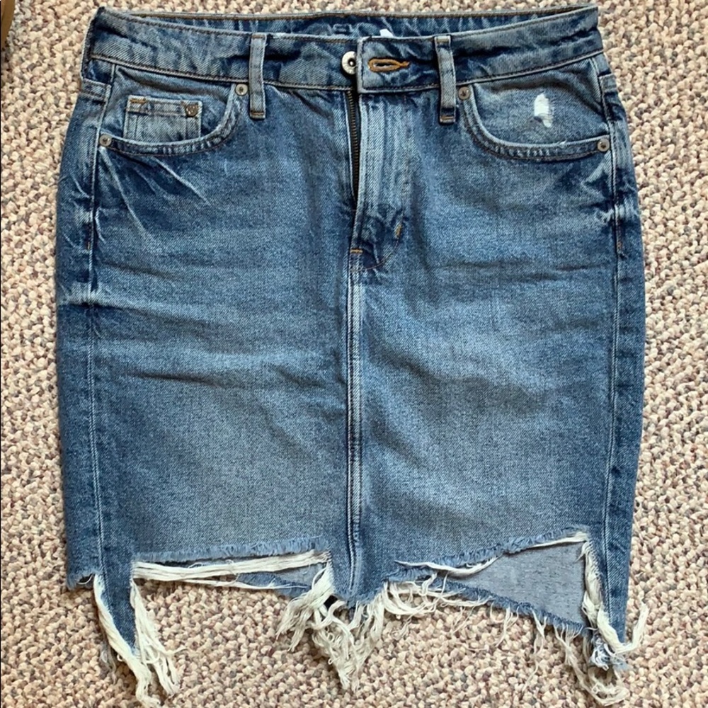 H&M denim skirt size 4